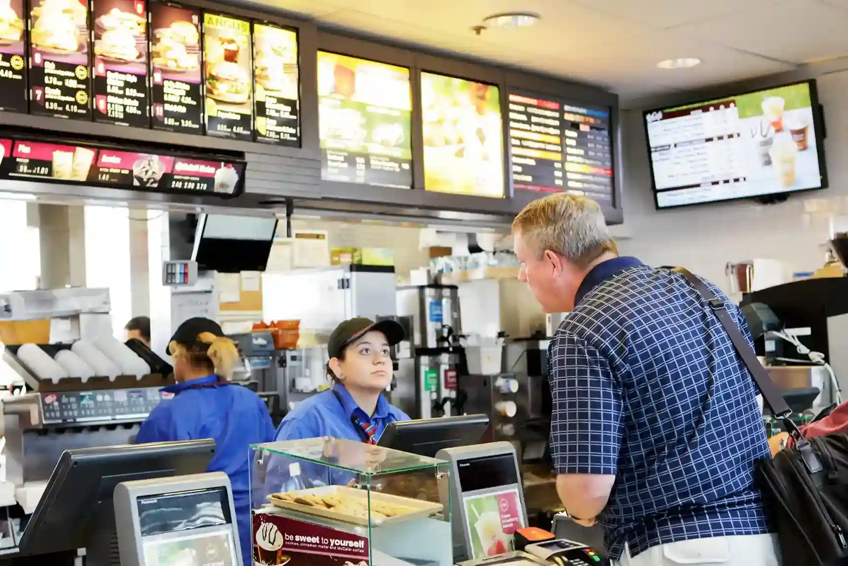 Challenges Faced by Teens in Fast Food Jobs in 2024