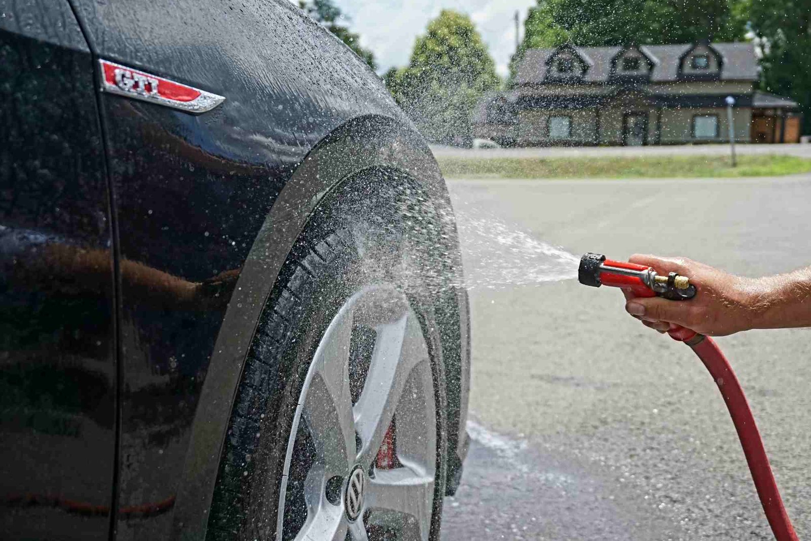 Best Automobile Cleaning Tips for Long Lasting Shine